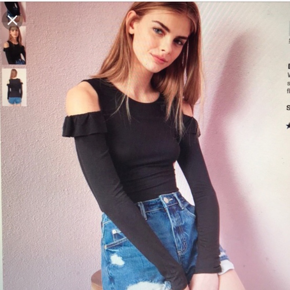 Gray cold shoulder top